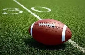 开云-橄榄球赛场再起风云：泰山鲨队队爆冷云贵独角兽队，新援首秀制胜定海神针仍在(橄榄球从21号到征服世界)