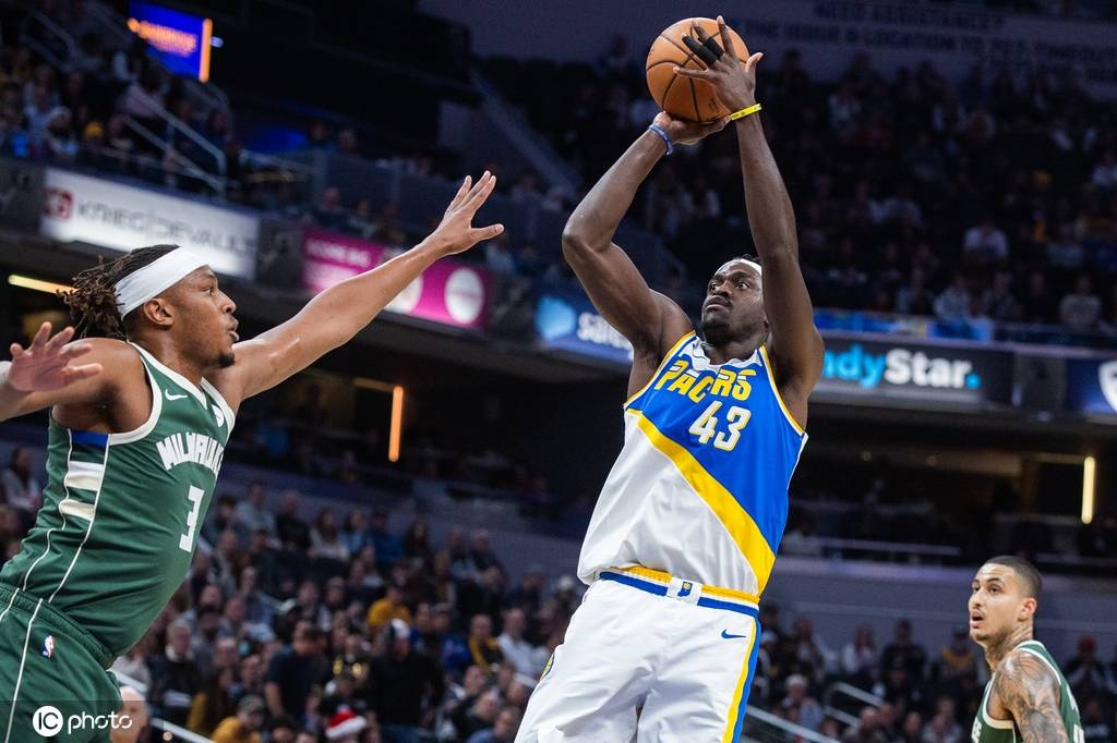 西亚卡姆在独行侠比赛中出色防守，挺进下一轮引发热议！的简单介绍